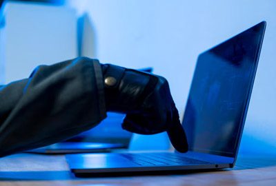 Pirata informático proclive a recibir un proceso mediante la sección de desnaturalización Pirata informático proclive a recibir un proceso mediante la sección de desnaturalización